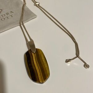 Kendra Scott tigers eye adjustable necklace in gold